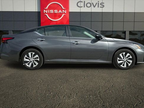 New 2025 Nissan Altima 2.5 S image 9