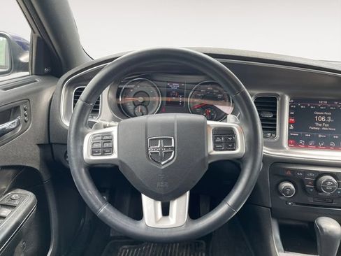 Used 2014 Dodge Charger R/T RWD image 12