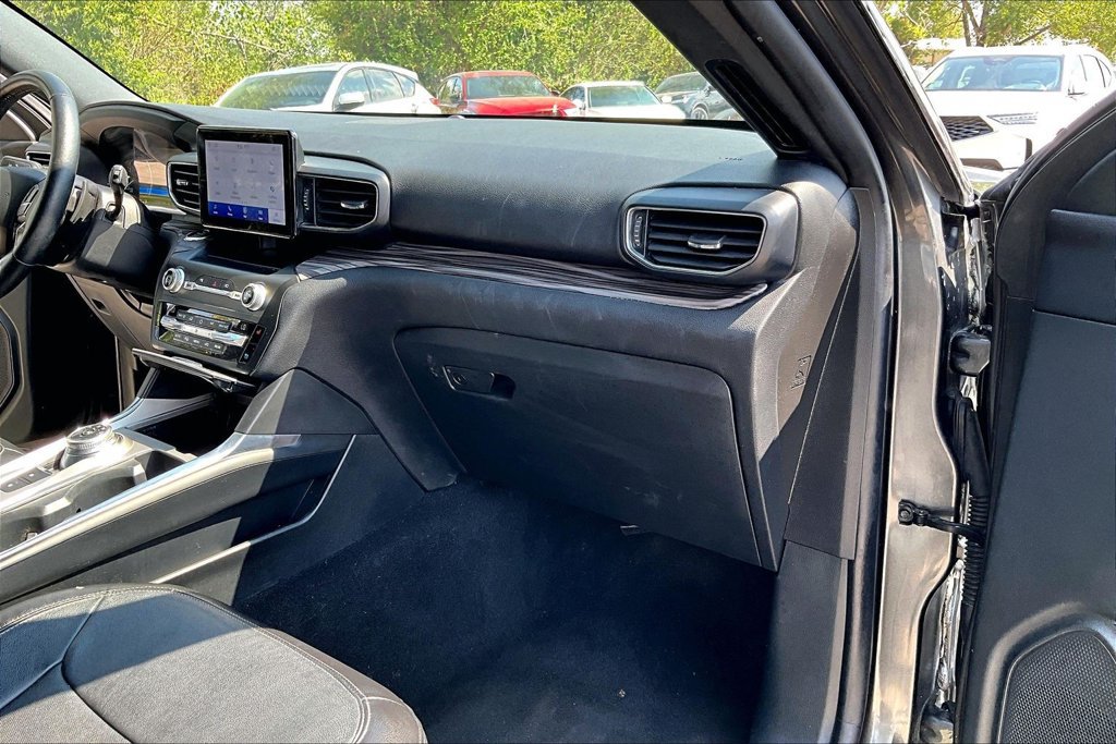 Used 2020 Ford Explorer Limited RWD image 19
