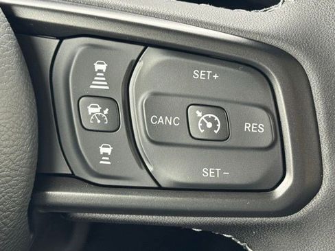 New 2026 Jeep Gladiator Sport AWD/4WD image 17