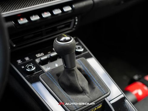 Used 2024 Porsche 911 GT3 RS RWD image 15