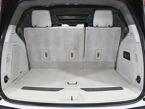 Used 2022 Cadillac Escalade Sport Platinum AWD/4WD image 71