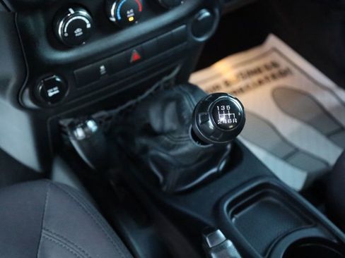 Used 2013 Jeep Wrangler Sport w/ Connectivity Group image 31