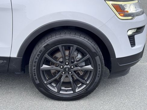 Used 2018 Ford Explorer XLT w/ Equipment Group 202A image 33
