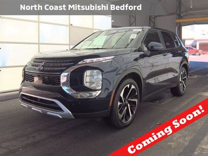 Used 2024 Mitsubishi Outlander SE