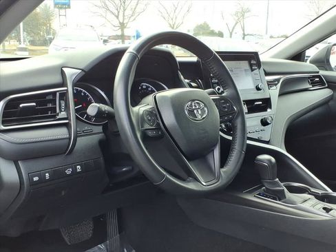 Certified 2023 Toyota Camry SE image 18