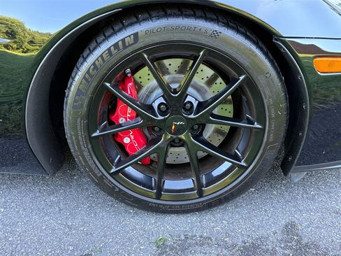 Used 2008 Chevrolet Corvette Z06 w/ Preferred Equipment Group RWD image 30