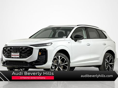 New 2026 Audi Q3 quattro 2.0T AWD/4WD image 1