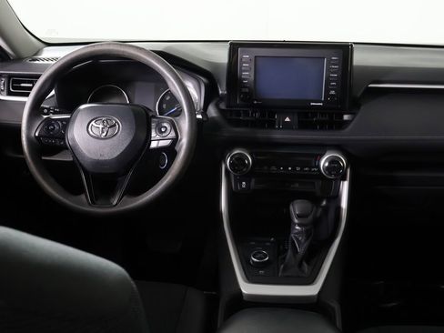 Used 2021 Toyota RAV4 LE AWD/4WD image 27