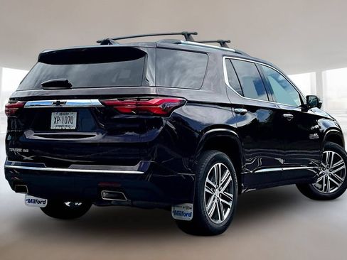 Used 2023 Chevrolet Traverse High Country w/ LPO, Floor Liner Package AWD/4WD image 6