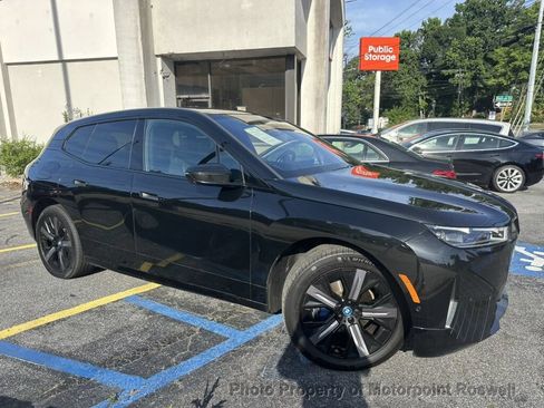 Used 2024 BMW iX xDrive50 w/ Premium Package AWD/4WD image 2