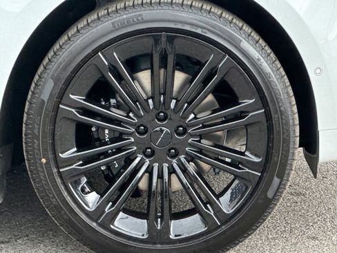 New 2026 Land Rover Range Rover Sport Dynamic SE image 11