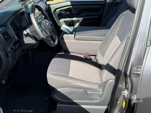 Certified 2022 Nissan Titan SV w/ Accessory Utility Package RWD image 19
