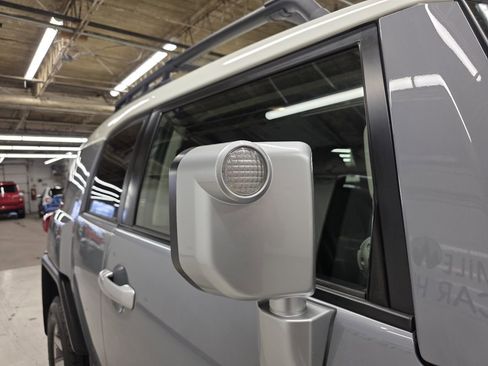 Used 2014 Toyota FJ Cruiser Upgrade Package w/ Upgrade Package image 50