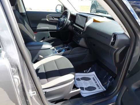 Used 2025 Ford Bronco Sport Big Bend image 11