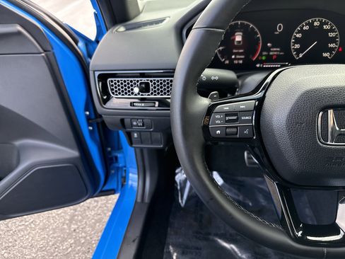 Certified 2025 Honda Civic Sport image 19