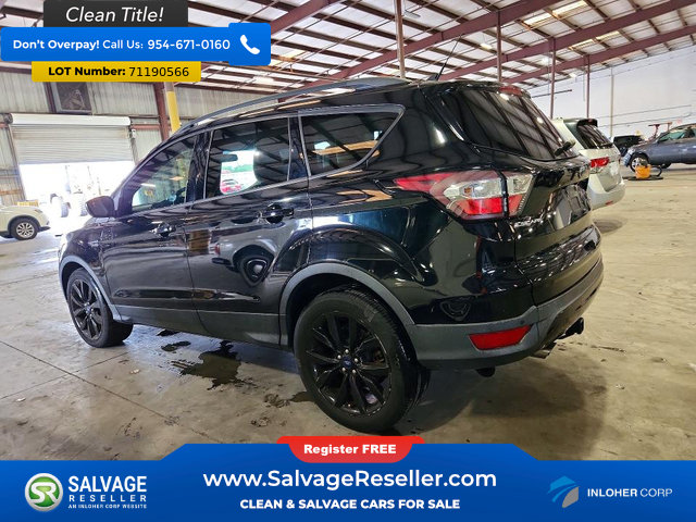 Used 2018 Ford Escape SEL w/ SEL Sport Appearance Package FWD image 3