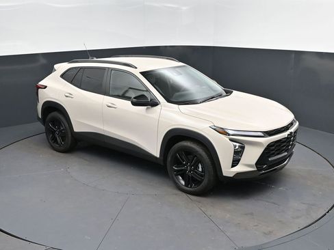 New 2026 Chevrolet Trax ACTIV FWD image 36