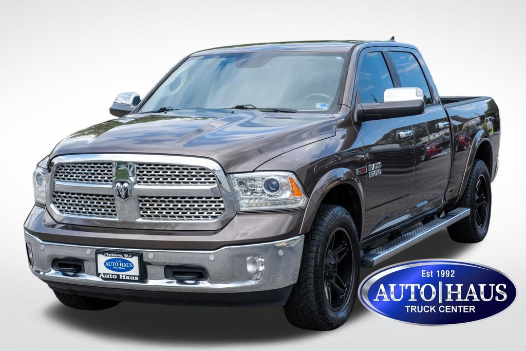 Used 2018 RAM 1500 Laramie w/ Convenience Group AWD/4WD image 1