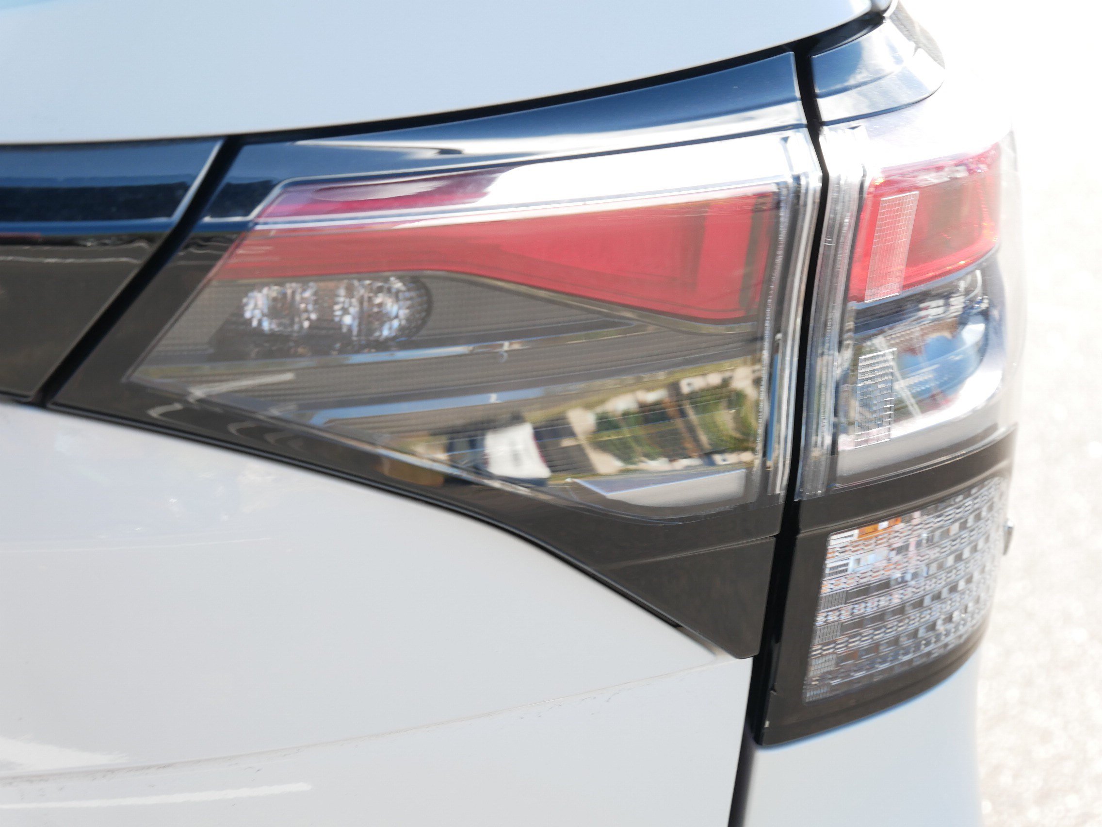 Certified 2025 Subaru Forester Premium AWD/4WD image 17