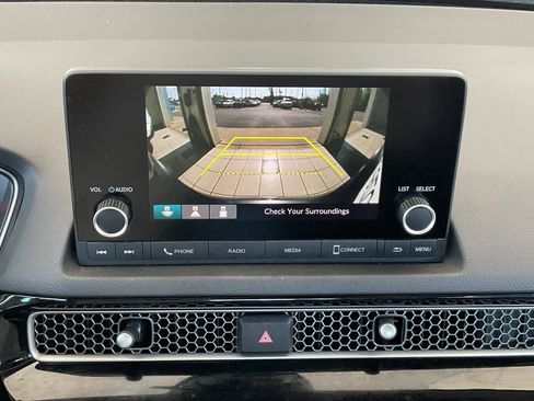 Used 2024 Honda Civic EX-L image 15