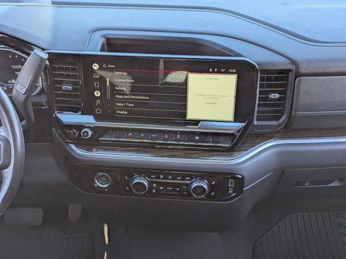 Used 2022 GMC Sierra 1500 Elevation image 17