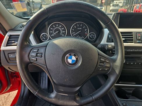 Used 2014 BMW 320i xDrive Sedan AWD/4WD image 10