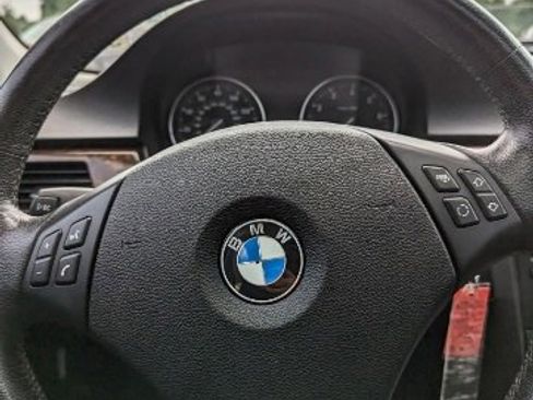 Used 2009 BMW 328i xDrive Sedan image 15