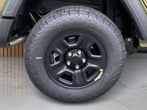New 2026 Jeep Wrangler Unlimited Sport AWD/4WD image 32