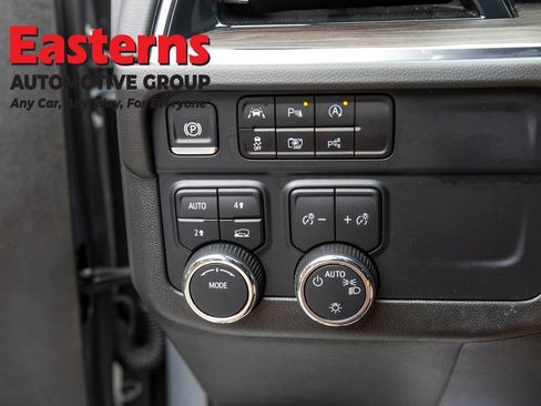 Used 2025 Chevrolet Tahoe LT AWD/4WD image 23