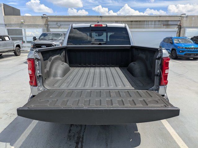 Used 2025 RAM 1500 Big Horn AWD/4WD image 12