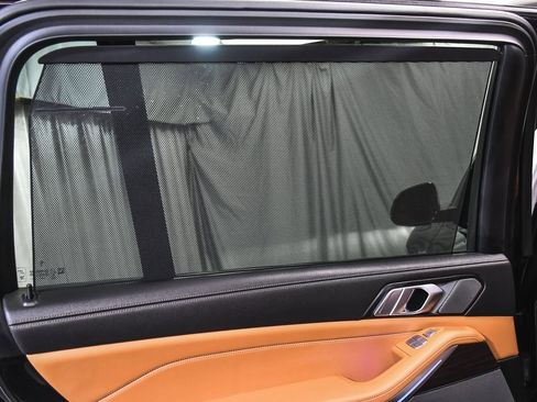 Used 2023 BMW X7 xDrive40i w/ Executive Package image 13