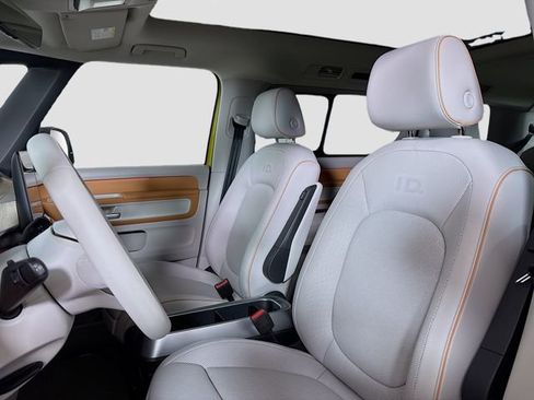 New 2025 Volkswagen ID. Buzz 1st Edition image 21