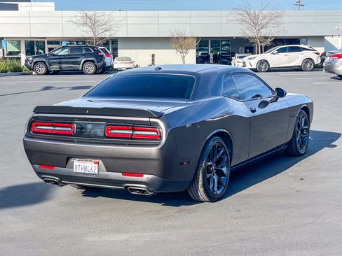 Used 2020 Dodge Challenger R/T w/ Blacktop Package image 4