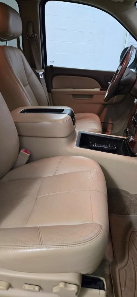 Used 2011 Chevrolet Tahoe LT AWD/4WD image 10
