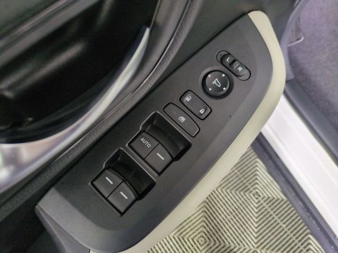 New 2026 Honda HR-V LX image 11