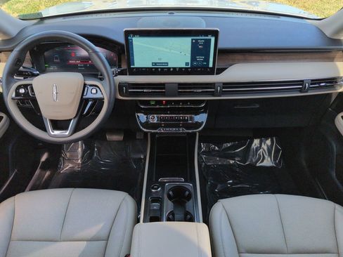 New 2026 Lincoln Corsair Grand Touring AWD/4WD image 15