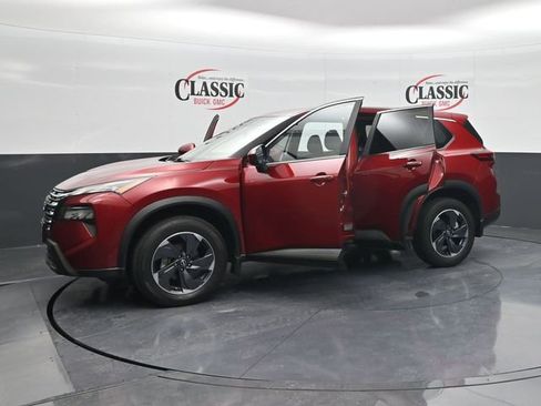 Used 2024 Nissan Rogue SV FWD image 35
