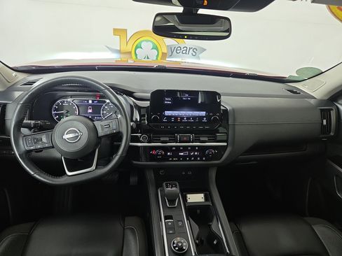 Used 2022 Nissan Pathfinder SL w/ SL Premium Package image 14