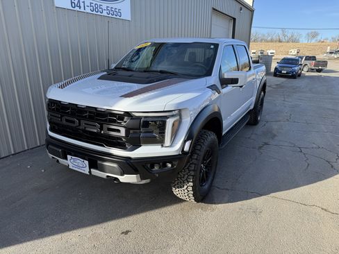 Used 2025 Ford F150 Raptor image 2