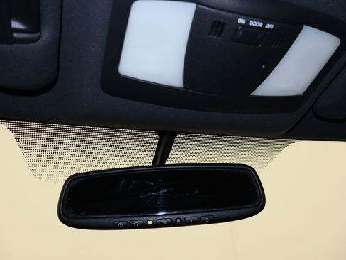 Used 2009 Nissan 370Z Touring image 16