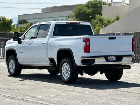 Used 2023 Chevrolet Silverado 2500 LTZ AWD/4WD image 5
