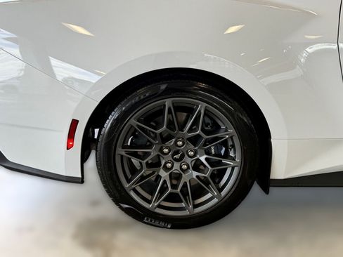 Used 2025 Ford Mustang GT Premium w/ GT Performance Package RWD image 12