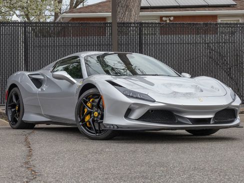 Used 2022 Ferrari F8 Tributo RWD image 4