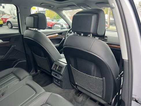 Used 2023 Audi Q5 2.0T Premium Plus w/ Premium Plus Package image 46