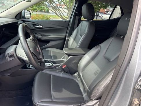 Used 2024 Buick Encore GX Sport Touring FWD image 12
