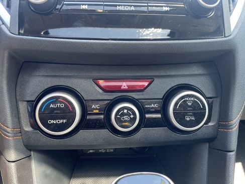 Used 2023 Subaru Crosstrek 2.0i Premium image 16