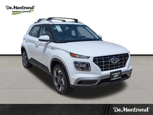 New 2026 Hyundai Venue SEL FWD image 3