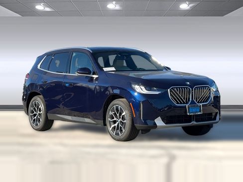 Used 2026 BMW X3 xDrive30i w/ Premium Package AWD/4WD image 6