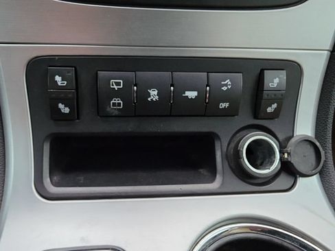 Used 2010 GMC Acadia SLT FWD image 16